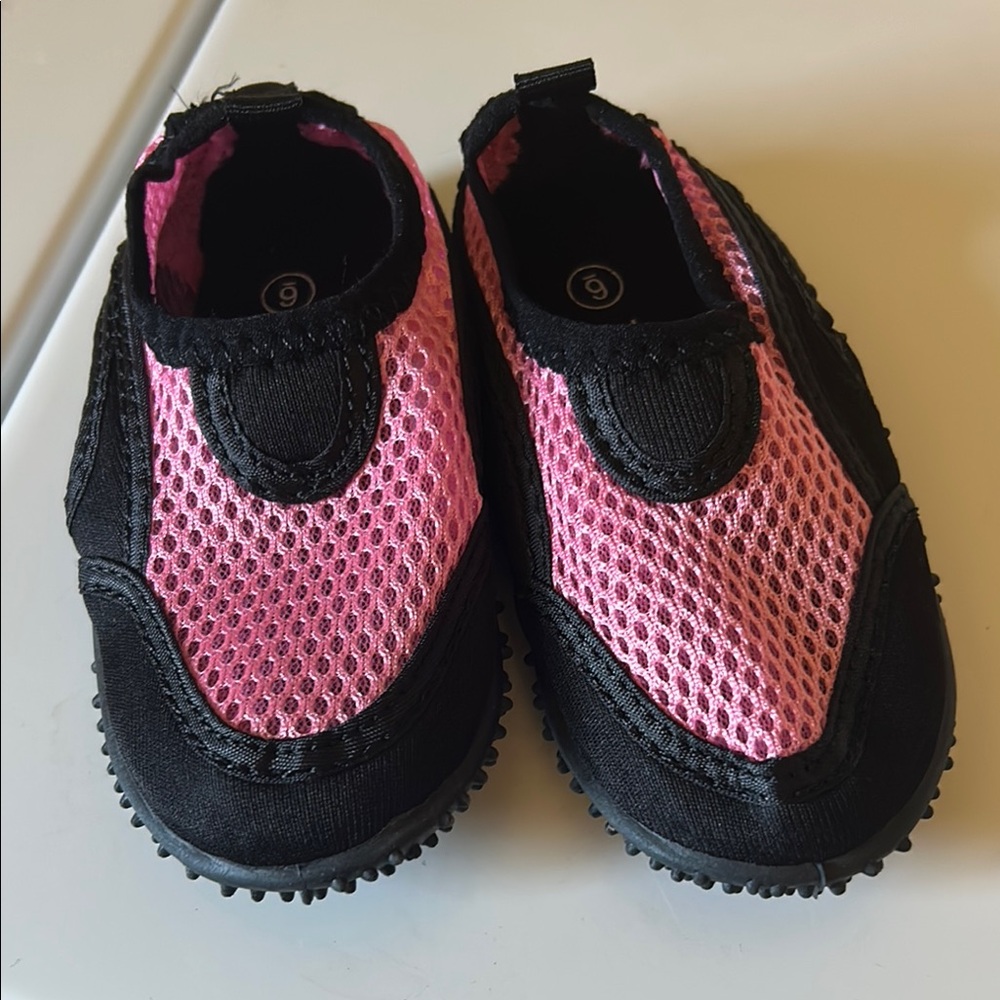 Amiana Pink and Black Water Shoes Slip-On Design